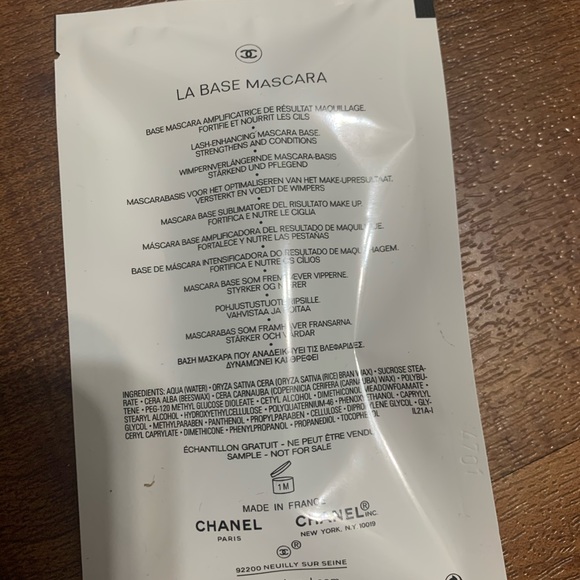 Chanel - Picture 2 of 3